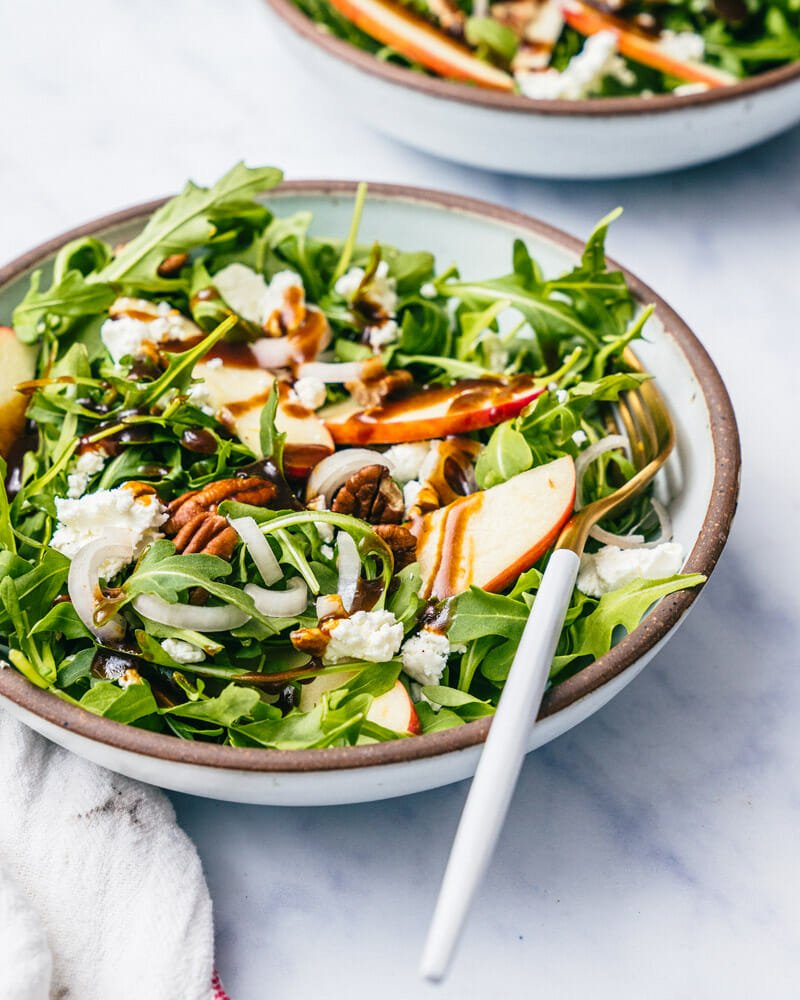 Goat cheese salad with rocket