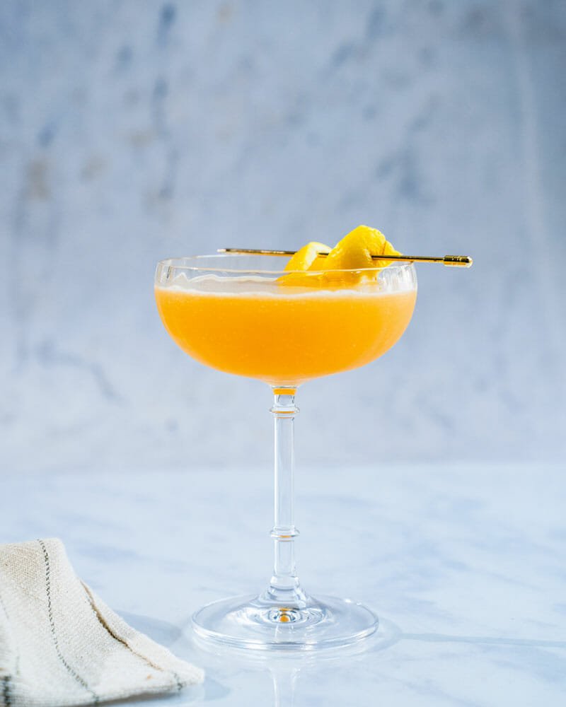 How to make a Bees Knees cocktail