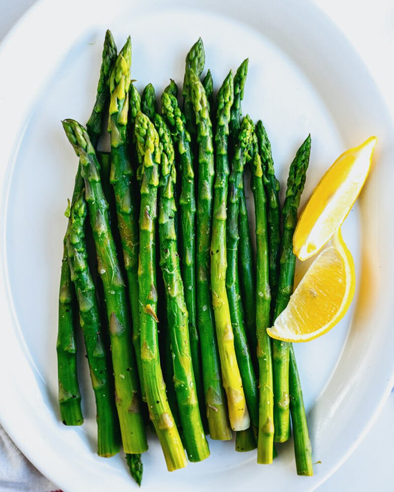 Cooked asparagus