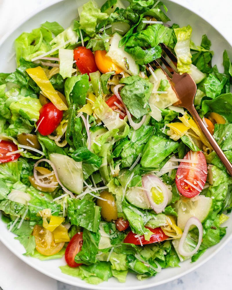 How to make a chopped salad