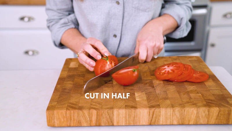 How to cut a tomato |  Cut the tomato in half