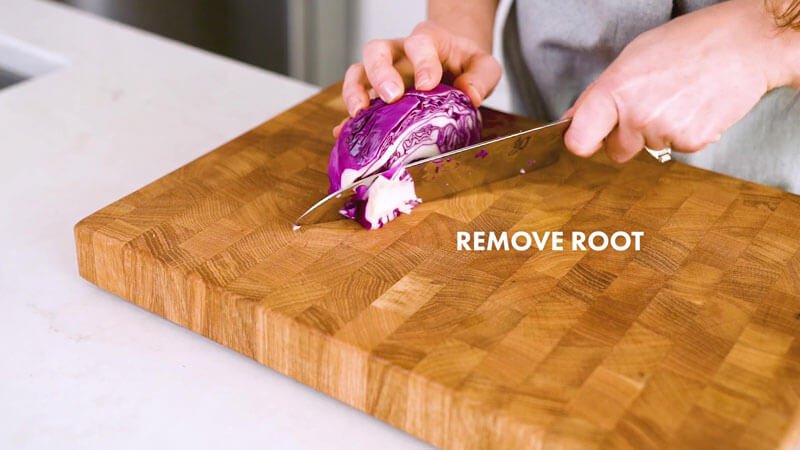 How to cut cabbage |  delete root