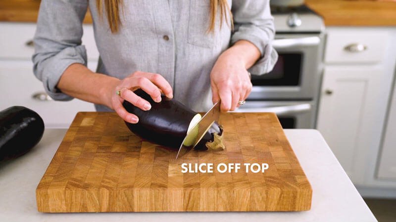 How to cut eggplant |  Cut off the top