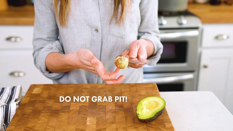 How to cut an avocado |  Do not enter the pit