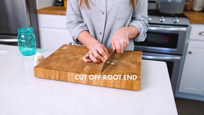 How To Chop Garlic |  Cut off the end of the root