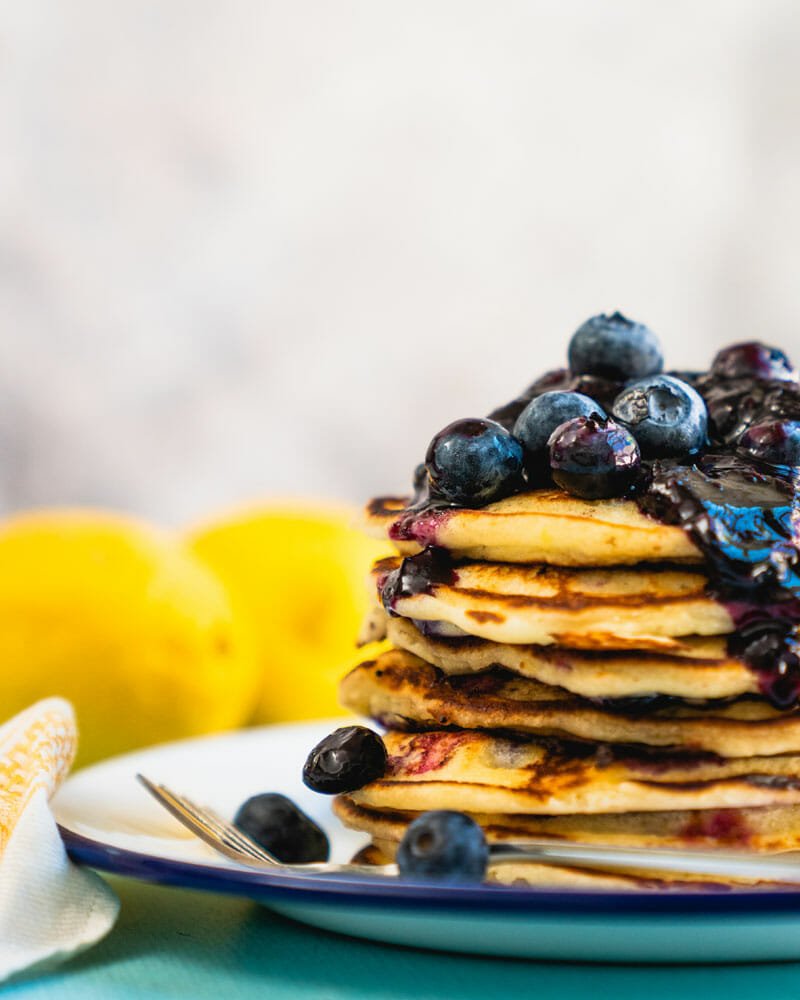 Pancakes with lemon and blueberries