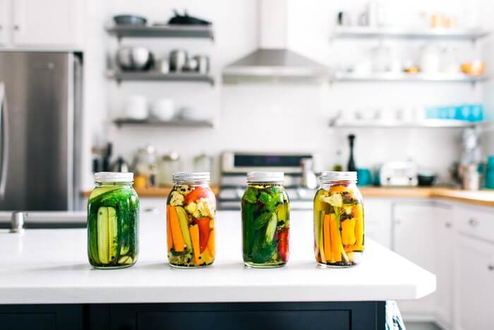 Quickly pickled vegetables