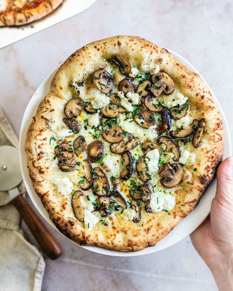 Pizza with herb mushrooms