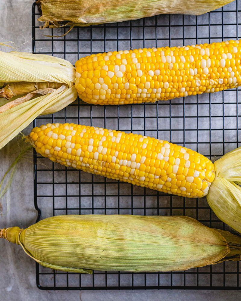 How to cook corn on the cob in the oven