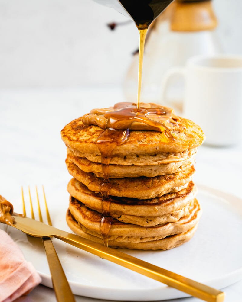 Pancakes with peanut butter
