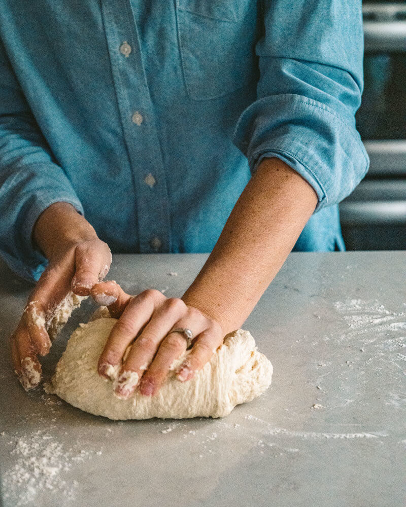 How do you make pizza dough