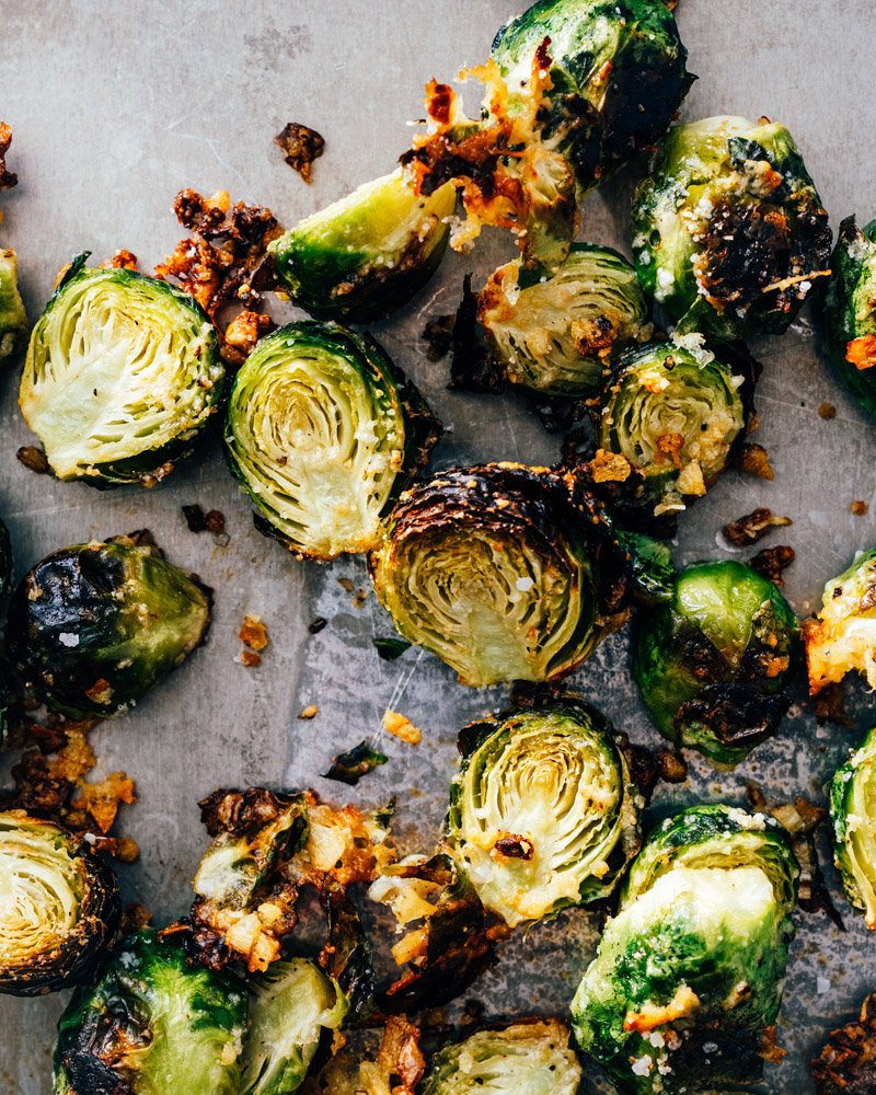 Brussels sprouts roasted with garlic