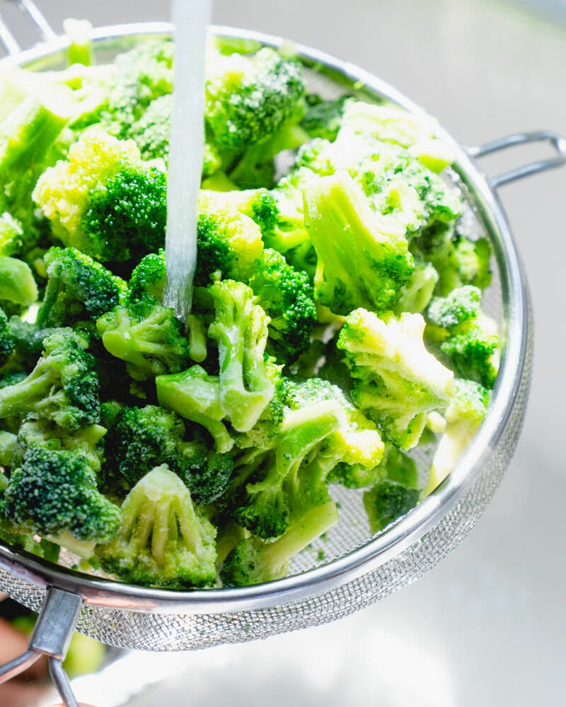 How to make frozen roasted broccoli