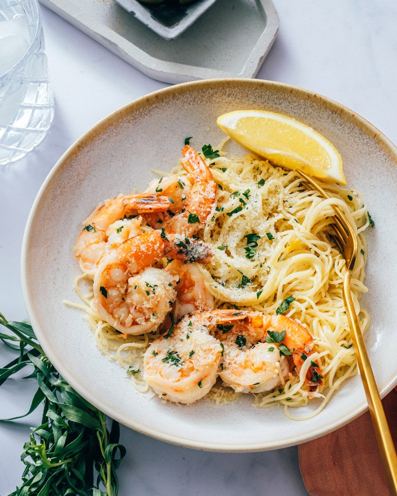 Pasta with shrimp and scampi