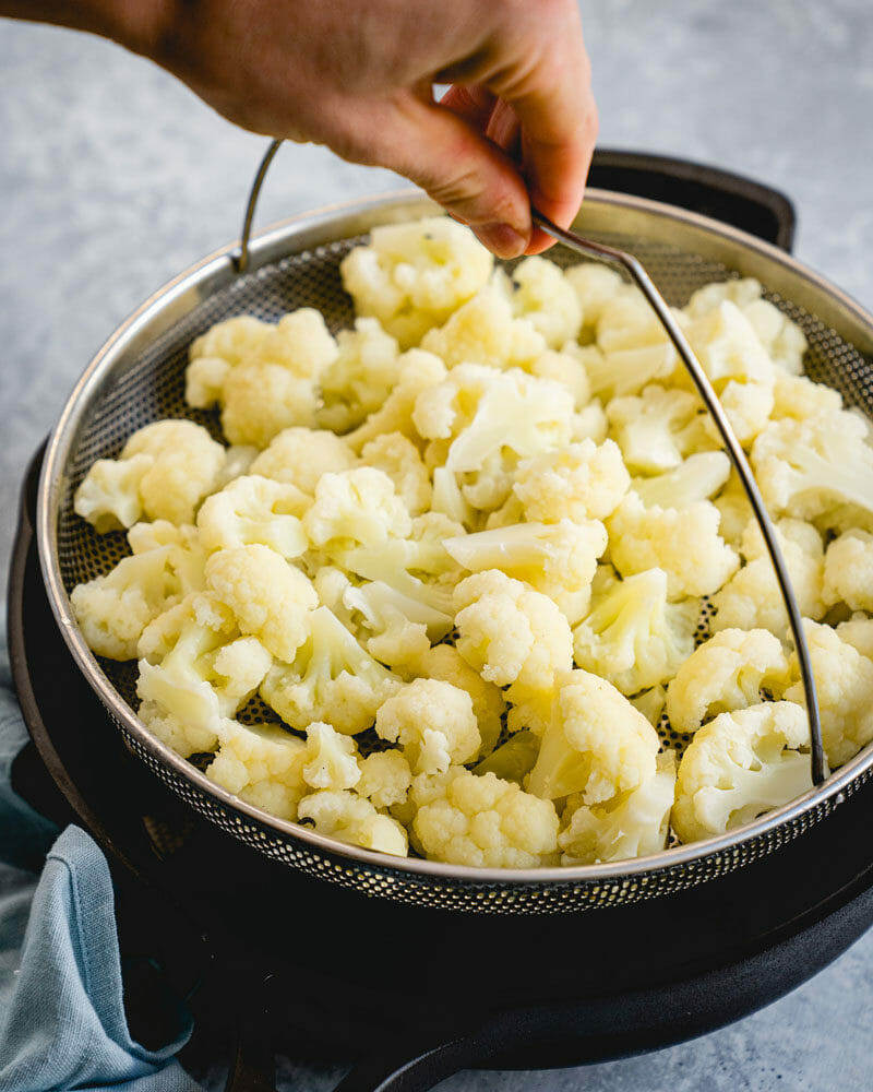 How to steam cauliflower